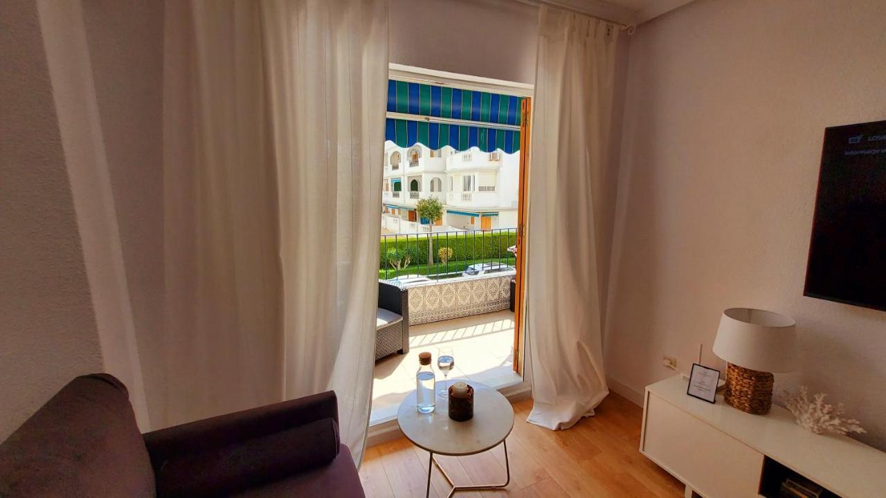 At Costa Blanca - Cozy Apartment With Pool La Mata  Buitenkant foto